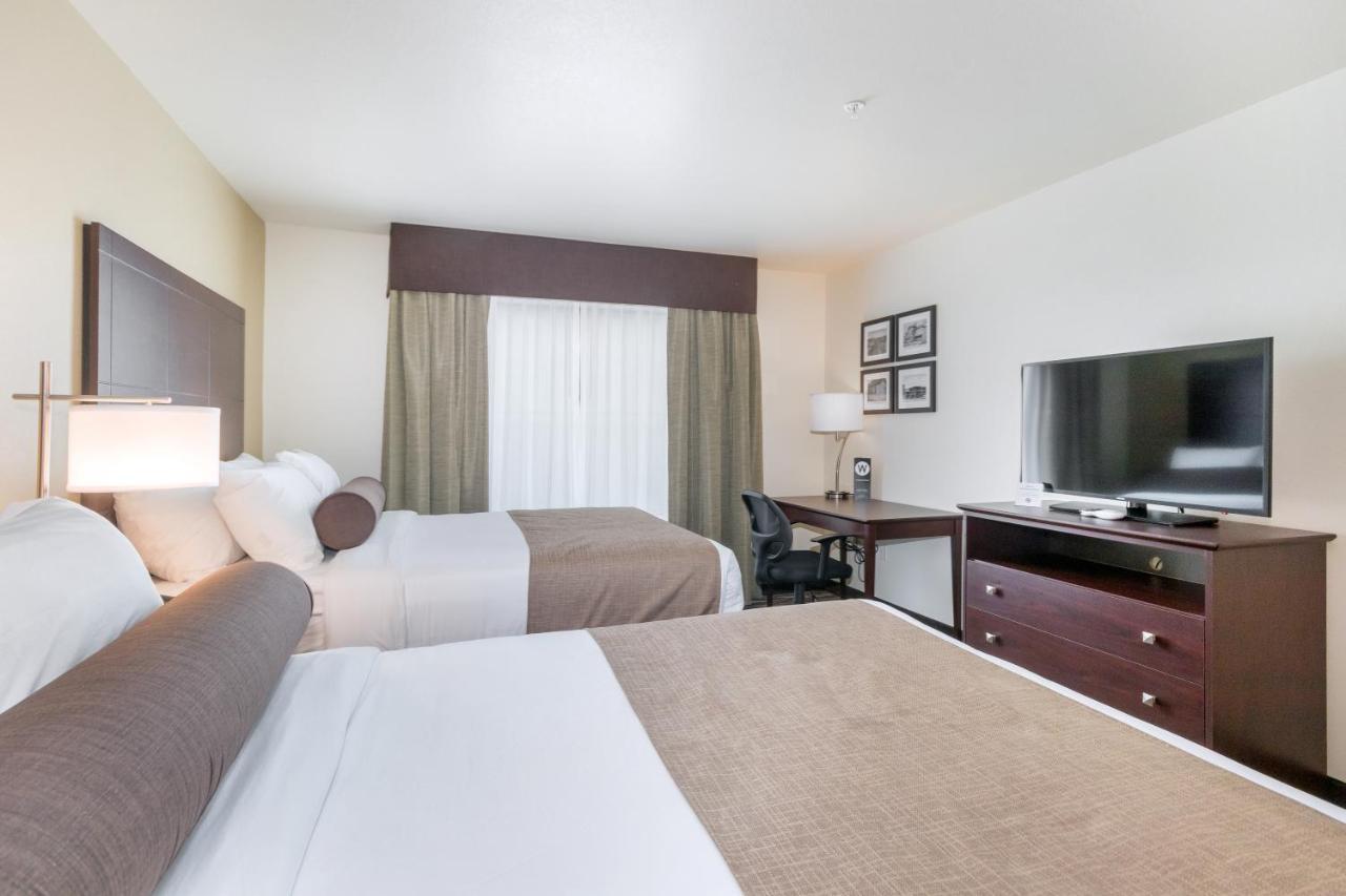 Cobblestone Inn & Suites Fairfield Bay Екстериор снимка